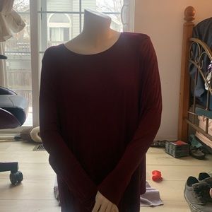 APT.9 xl maroon long sleeve to